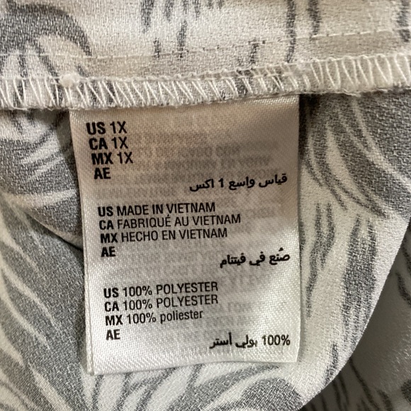 Alfani v neck tunic. SZ 1X. NWOT - Picture 6 of 6